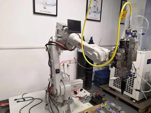 Read more about the article Hàn busbar